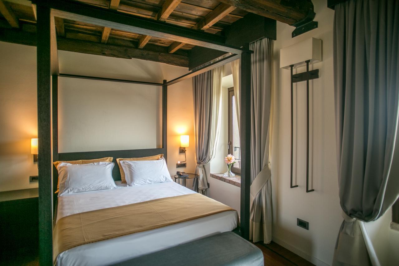 Hotel Castello Visconteo 4*
